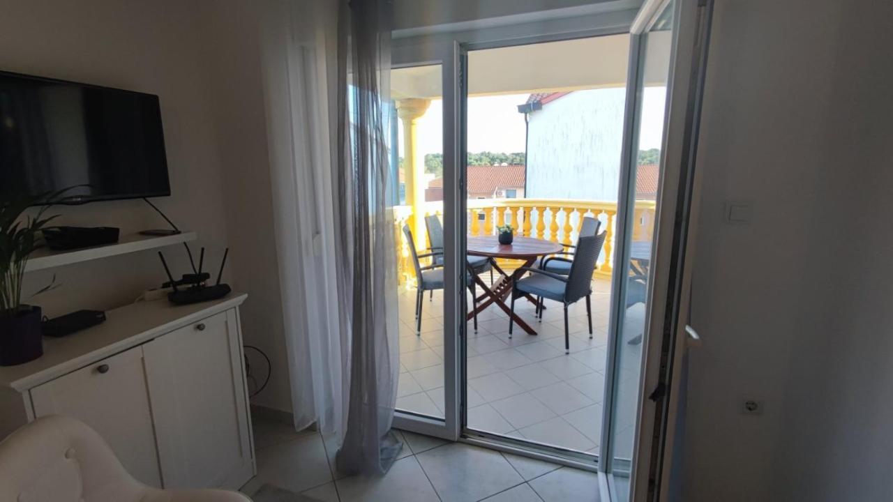 Apartman Lino Μεντουλίν Εξωτερικό φωτογραφία